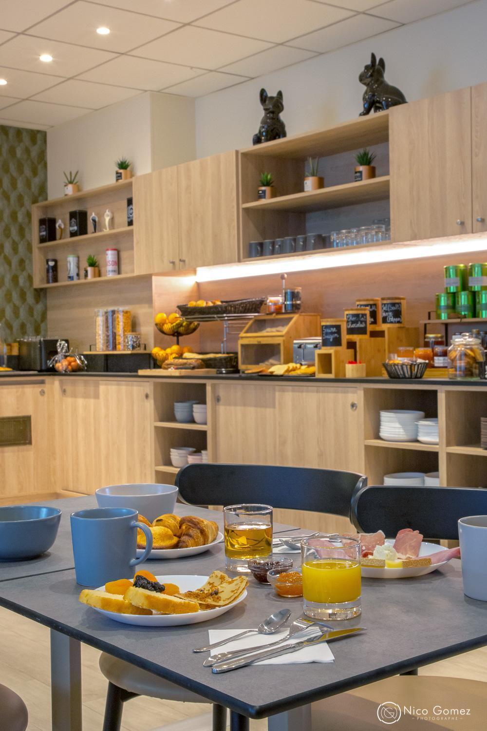 Ibis Styles Cannes Ле-Канне Экстерьер фото